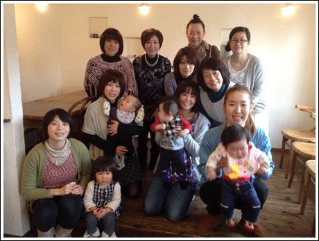 ３月１６日の喜楽なお産と子育ての会 × キトテノワ、集合写真