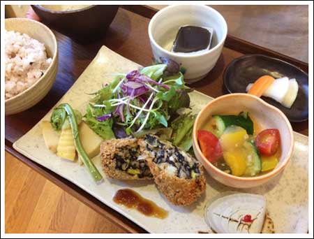 ひじきと打豆のほっこりコロッケ